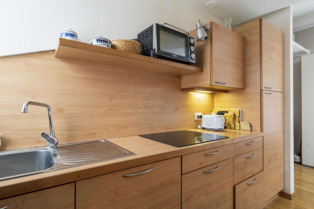 Easylife - Accogliente Monolocale In Zona Navigli Apartamento Milão Exterior foto