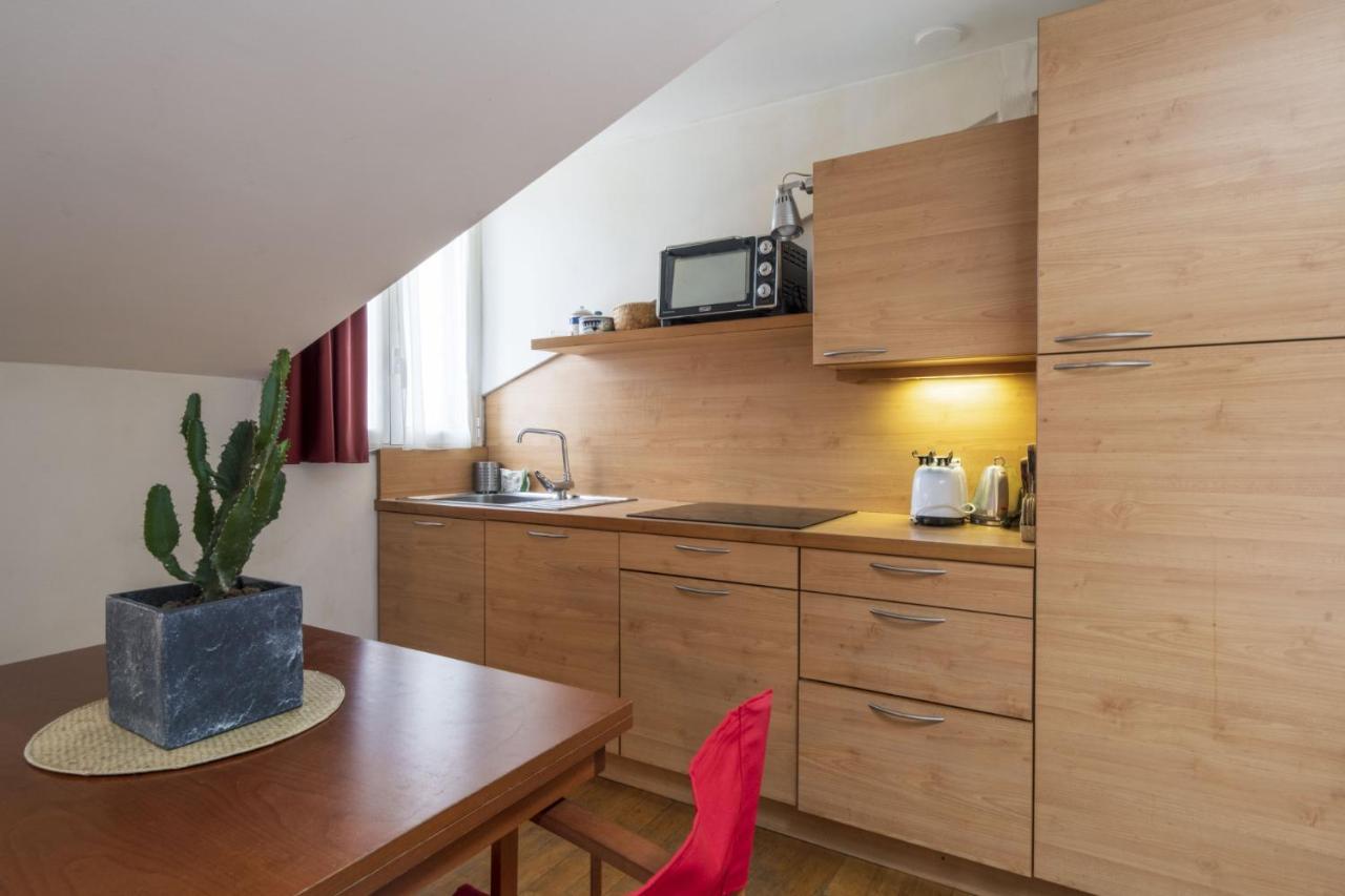 Easylife - Accogliente Monolocale In Zona Navigli Apartamento Milão Exterior foto